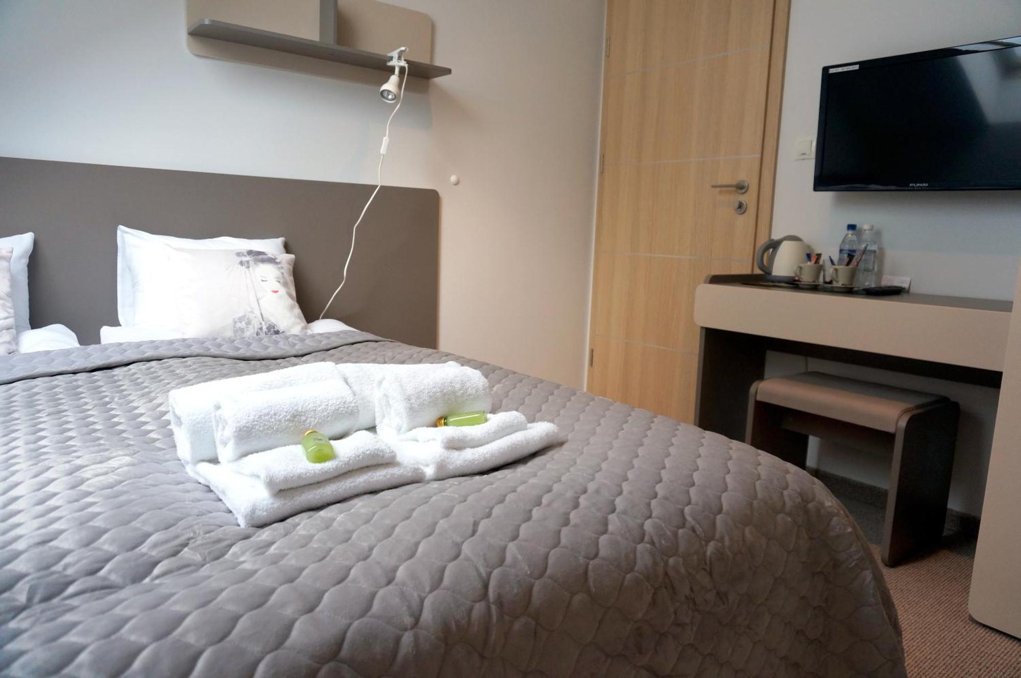Villa Modlin Airport Новы-Двур-Мазовецкий Номер фото
