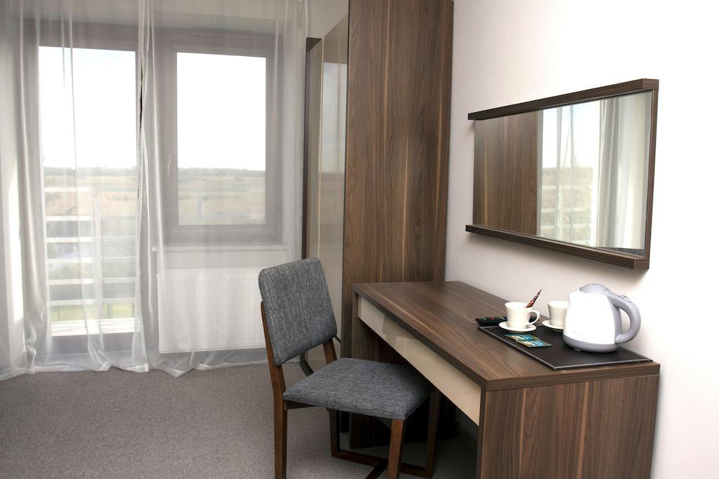 Villa Modlin Airport Новы-Двур-Мазовецкий Экстерьер фото